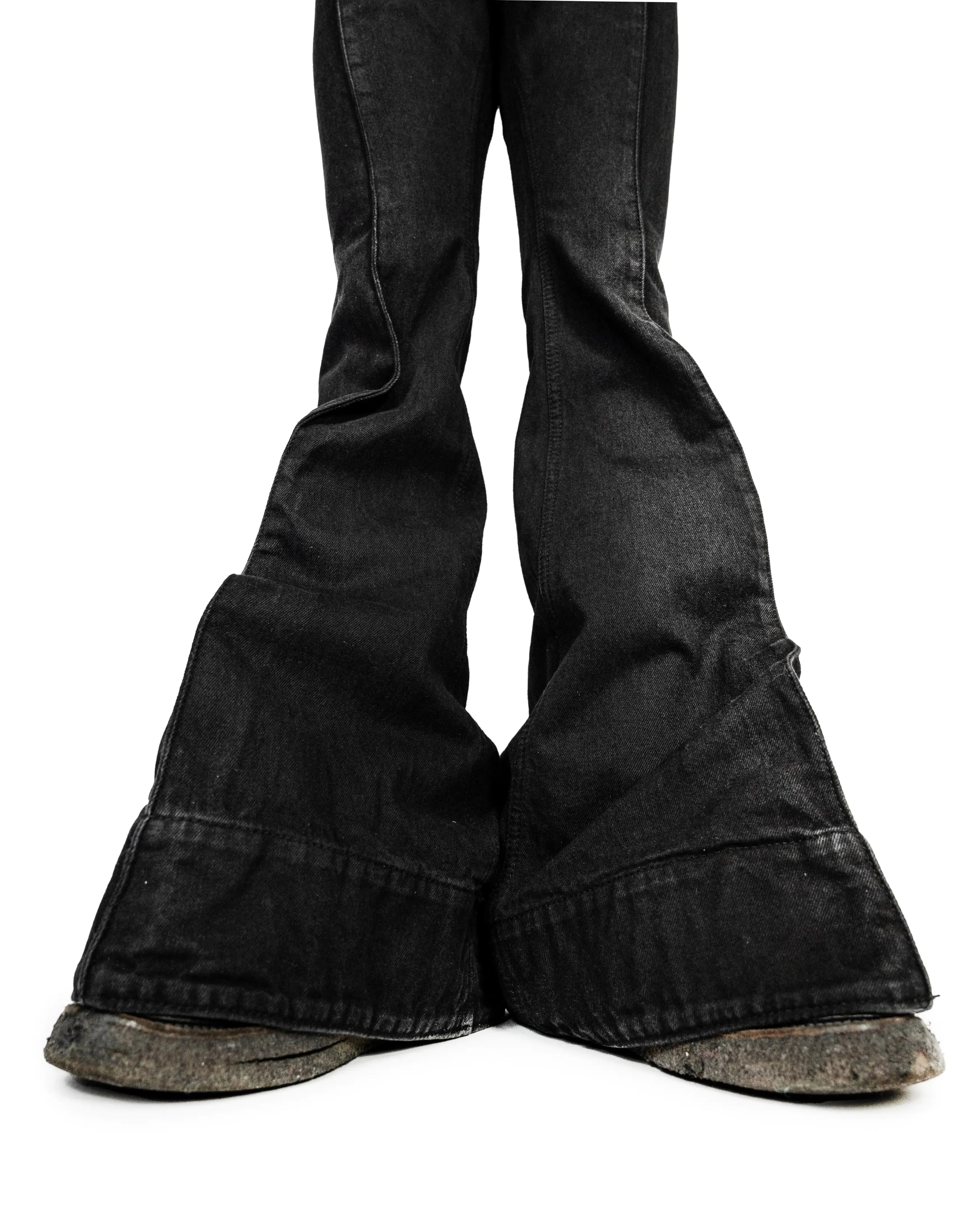 LANTERN BLACK DENIM