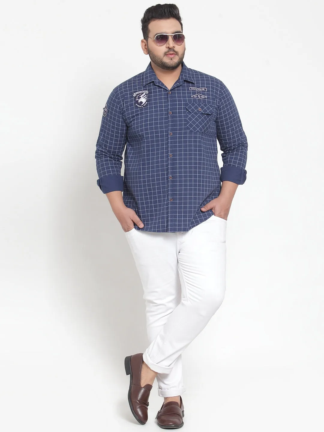 Men Blue & White Regular Fit Checked Casual Shirt