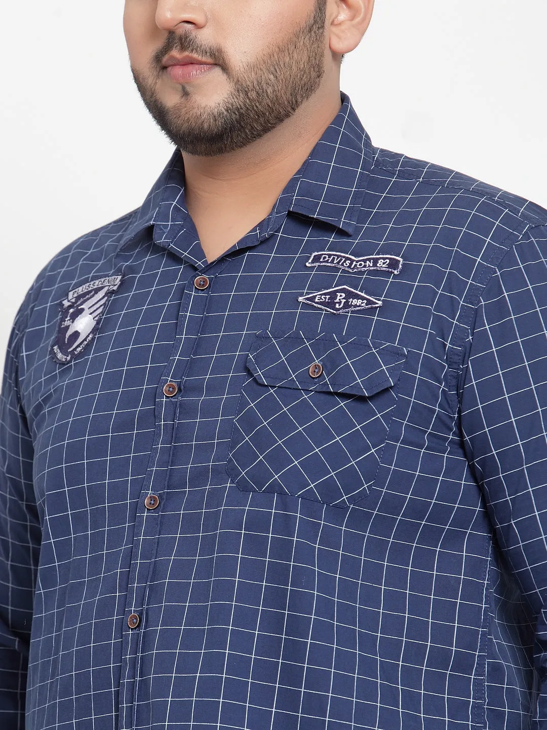 Men Blue & White Regular Fit Checked Casual Shirt