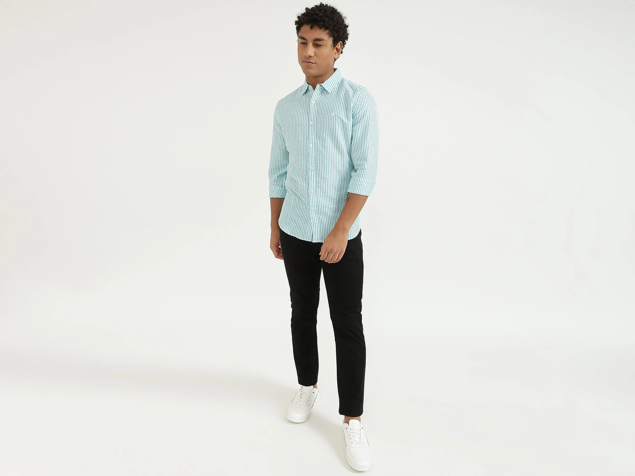 Men Blue Striped Slim Shirt
