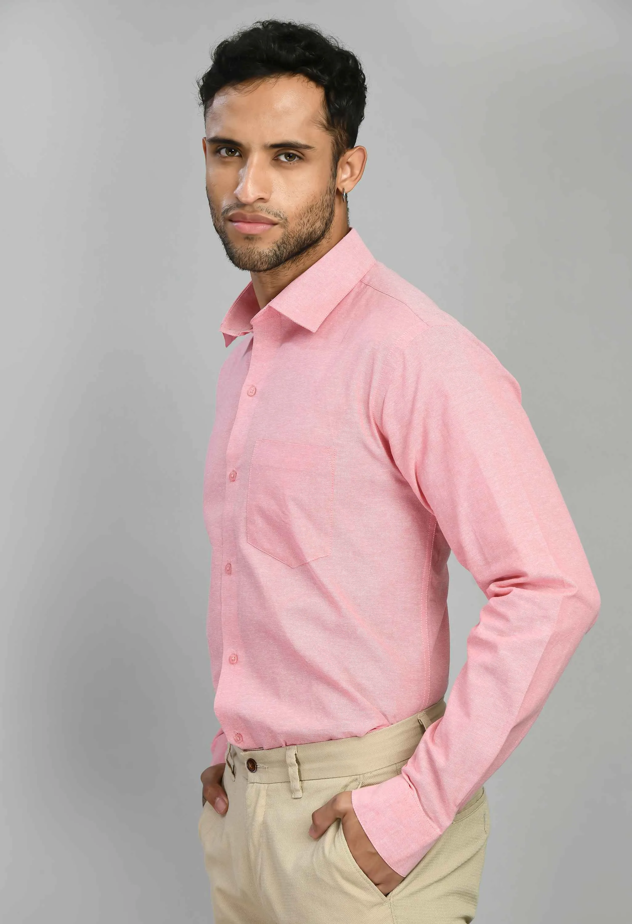 Men's Peach Spread Collor Solid Formal Shirt