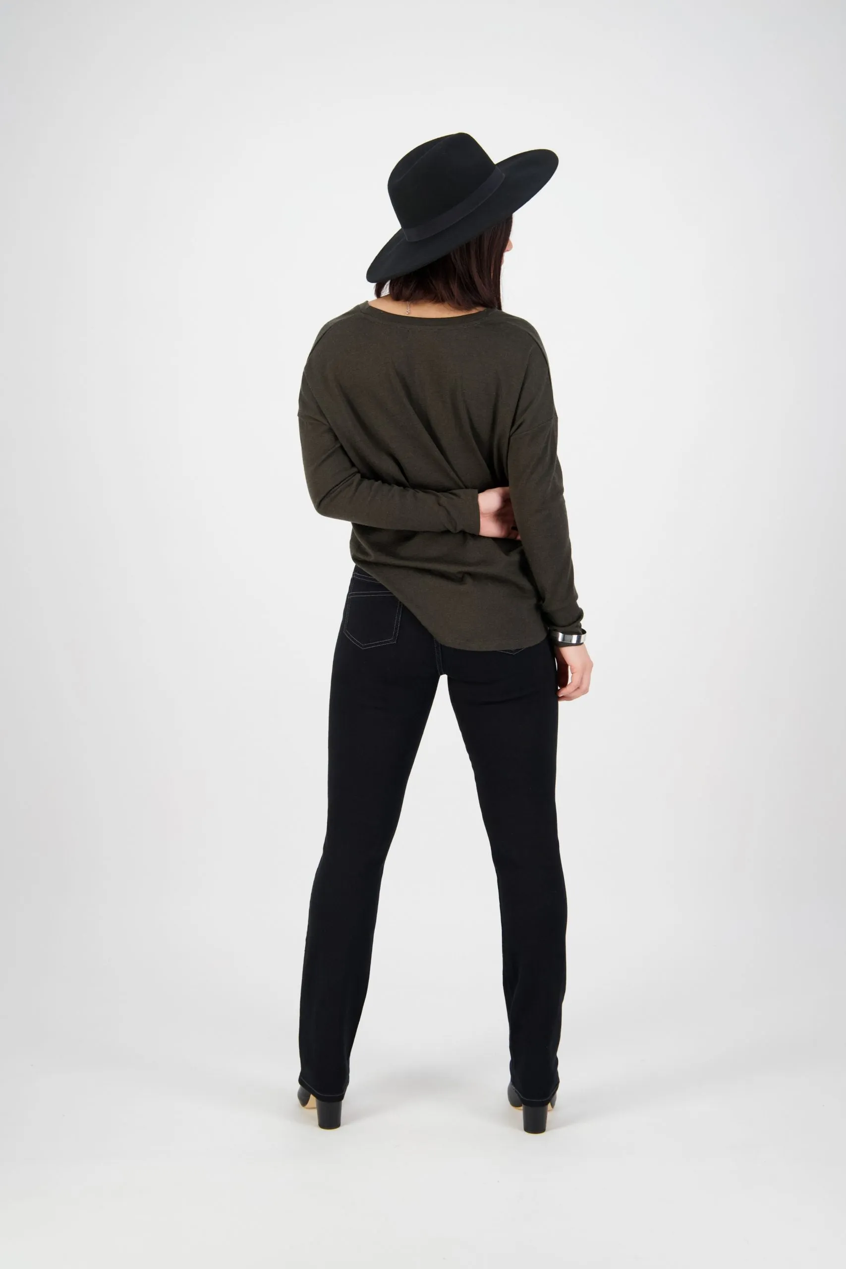 Slim Leg Black Jean
