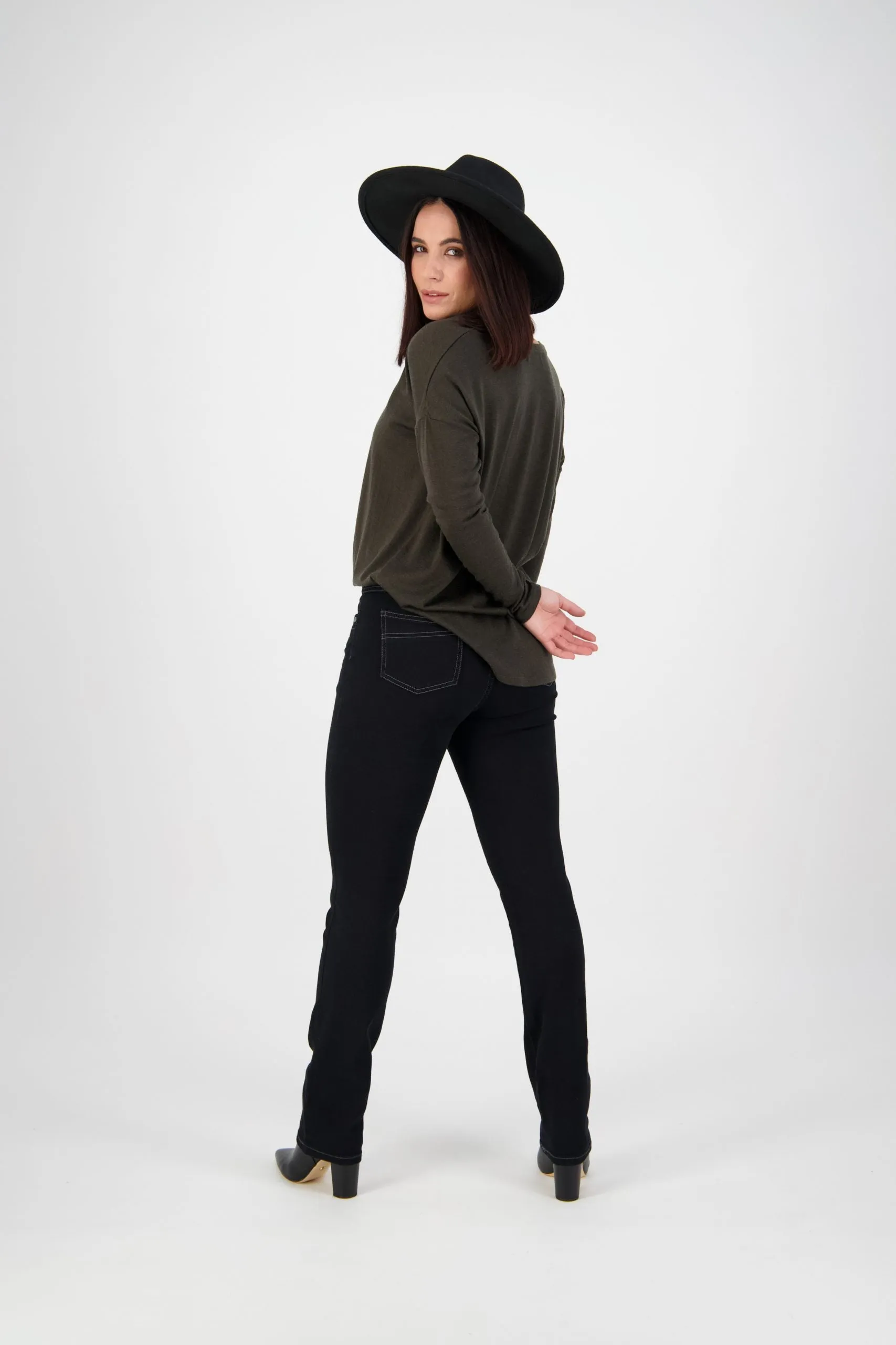 Slim Leg Black Jean