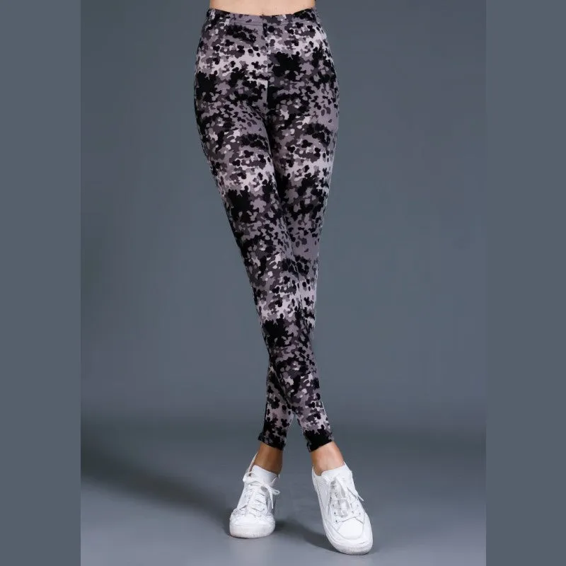 Trendy Camo Prints Outdoor Brushed Cotton Printed Women Plus Size Stretchable Slim-Look Slim-Fit Pants Ankle-Length Leggings