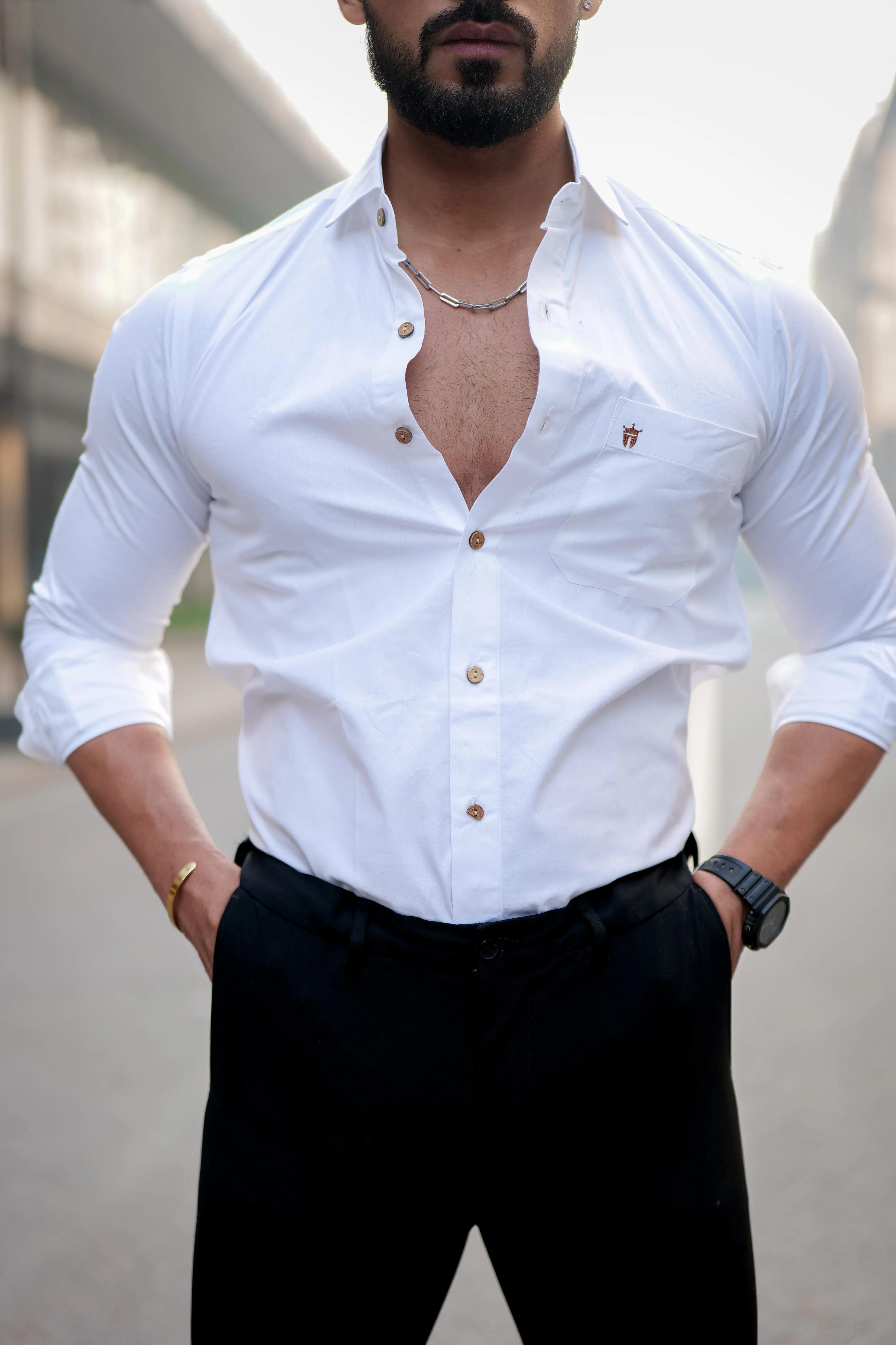 WHITE PINKEL LINE PREMIUM SHIRT