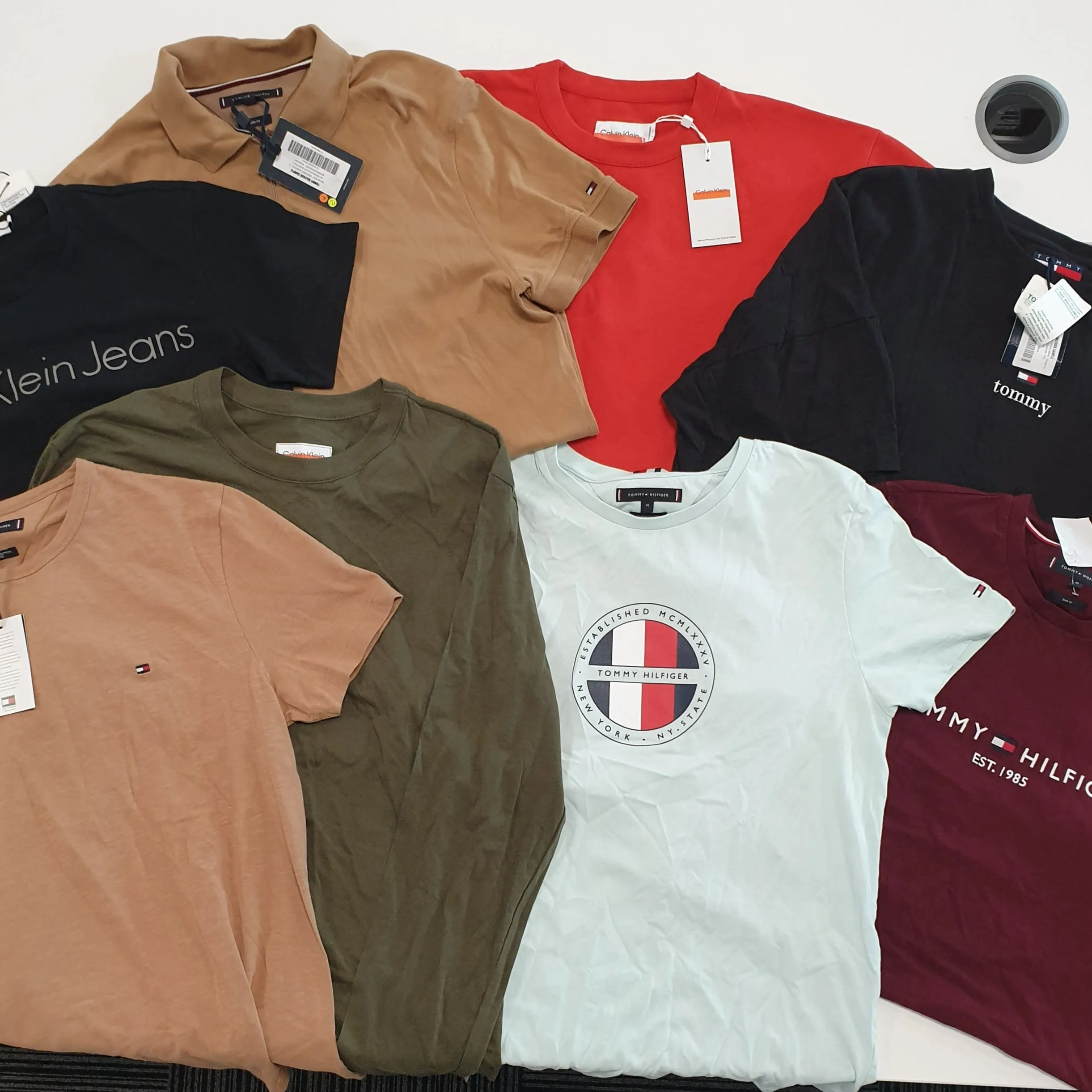 x8 Men's Mixed Tommy Hilfiger & Calvin Klein Colourful T-shirt & Polo Shirt Bundle